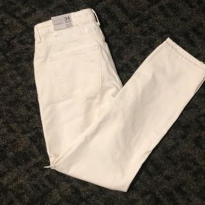 Zara White Denim-“I am Lisa”